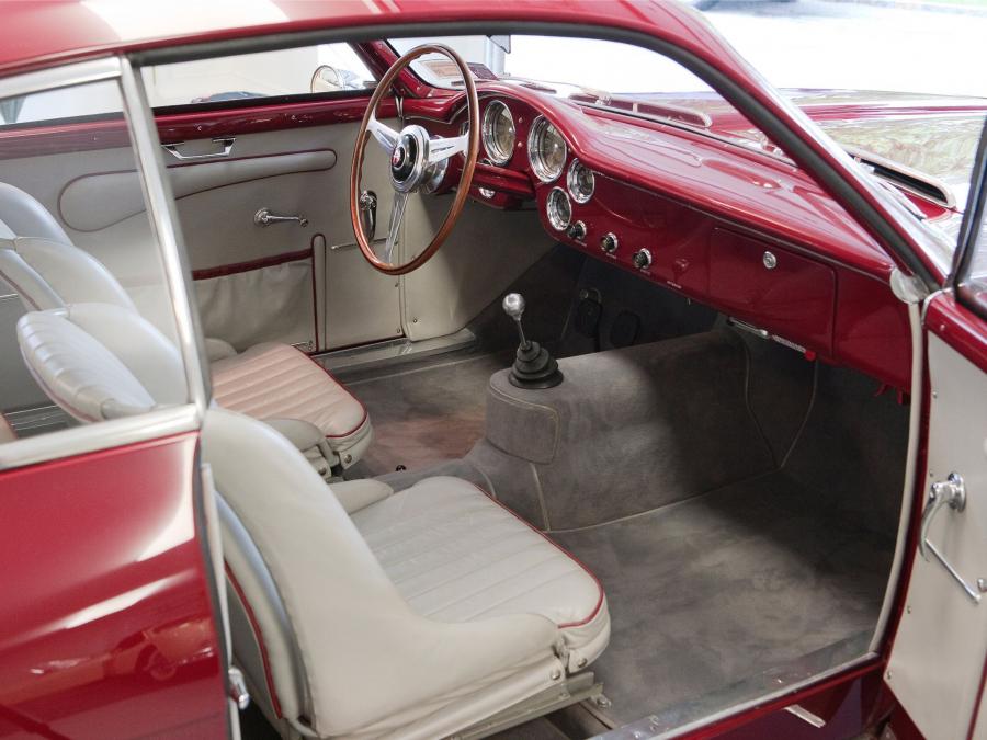 Интерьер Alfa Romeo 1900 SSZ (1484) 1954 года  (фото 16 из 36)